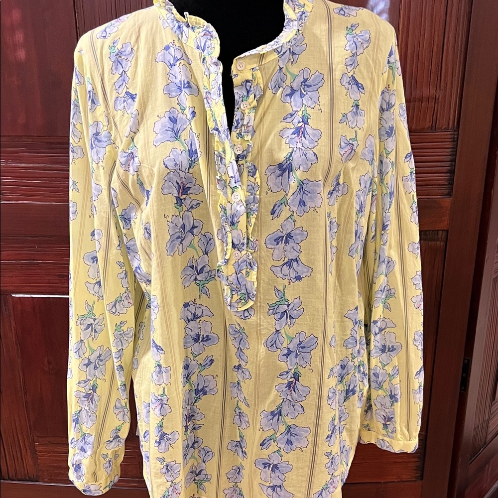 Talbots Floral light weight cotton tunic style pullover with button sleeves.